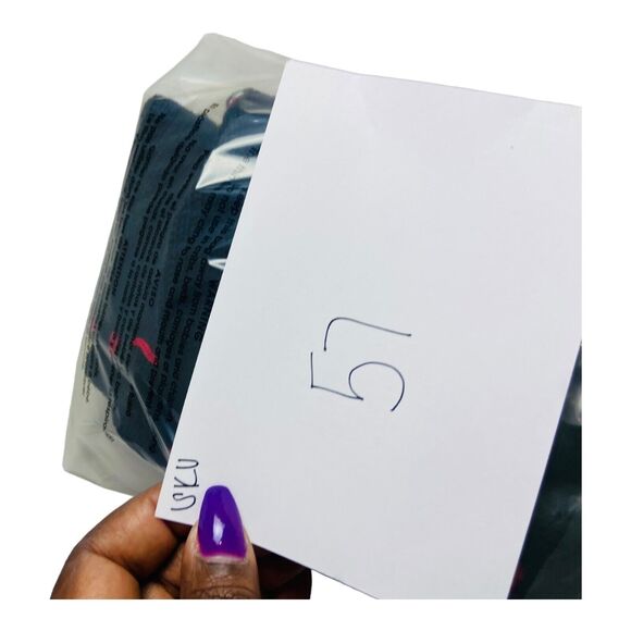 Bobbie Brooks Black Christmas Vest Knit Santa Tree Holiday Ugly Sweater Medium - Picture 7 of 7